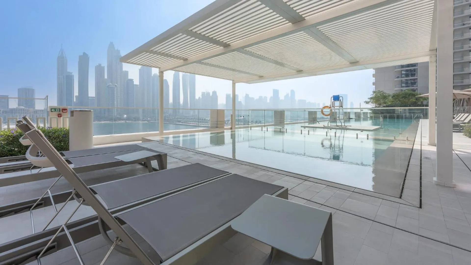 1 Bedroom In Marina Vista With Gorgeous Palm Views Dubai Apartment