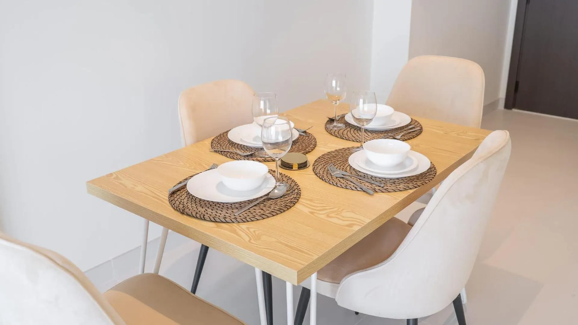 1 Bedroom In Marina Vista With Gorgeous Palm Views Dubai 0*,