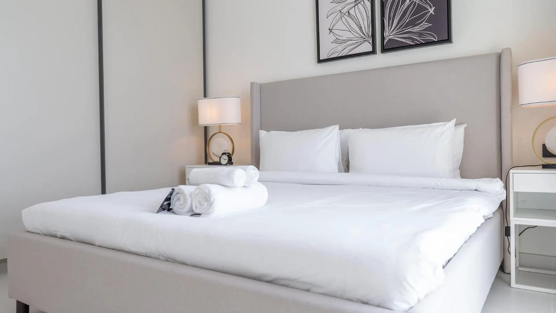 1 Bedroom In Marina Vista With Gorgeous Palm Views Dubai 0*,  United Arab Emirates