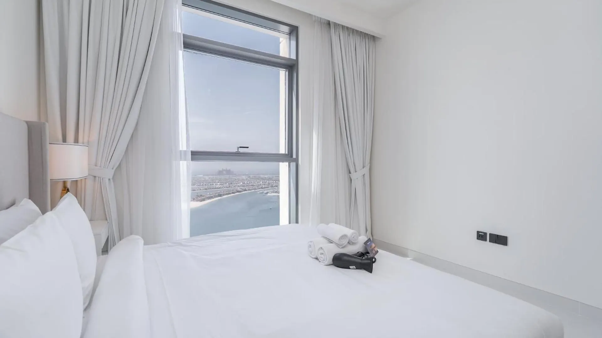 1 Bedroom In Marina Vista With Gorgeous Palm Views Dubai 0*,