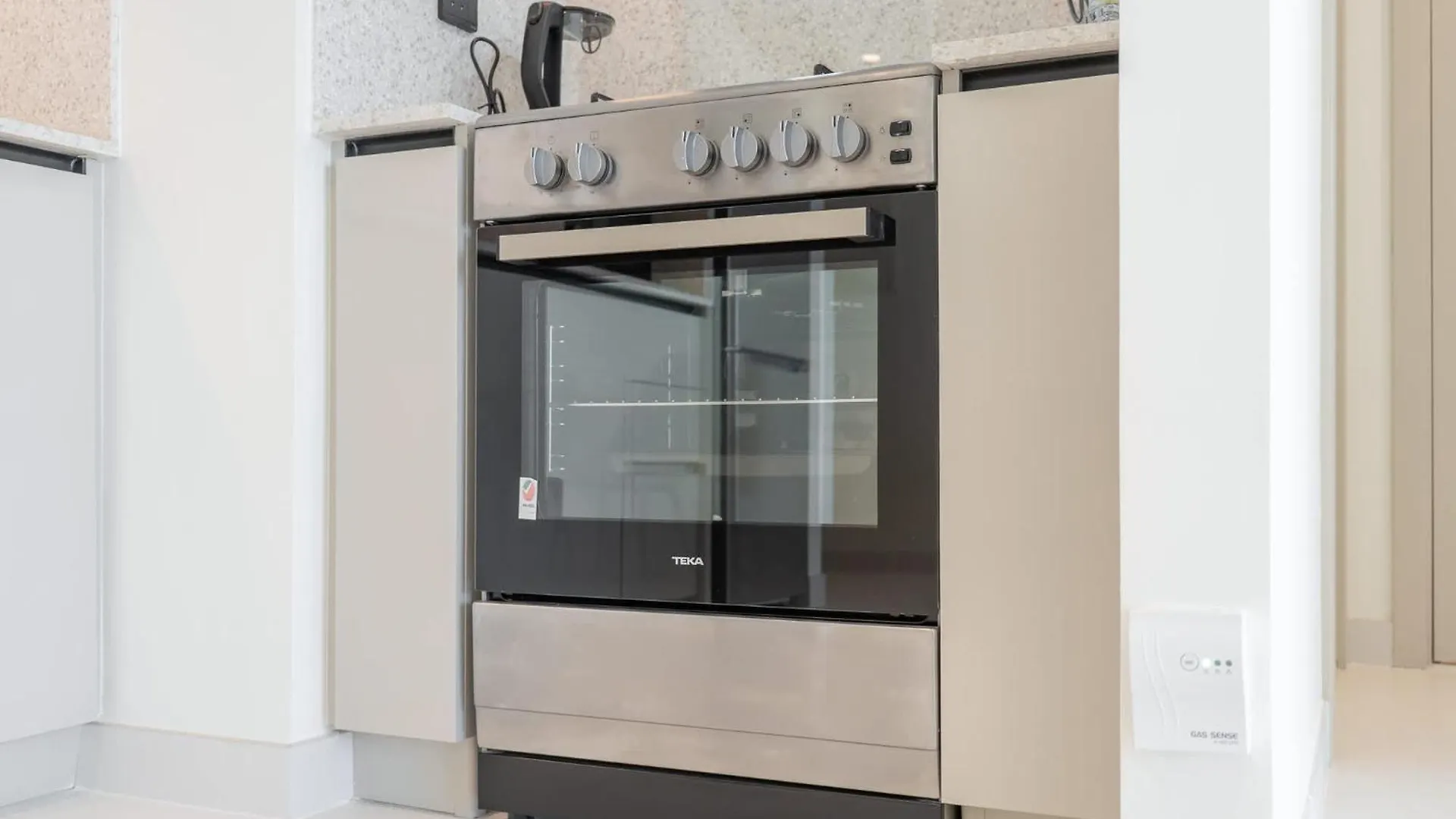 Apartment 1 Bedroom In Marina Vista With Gorgeous Palm Views Dubai