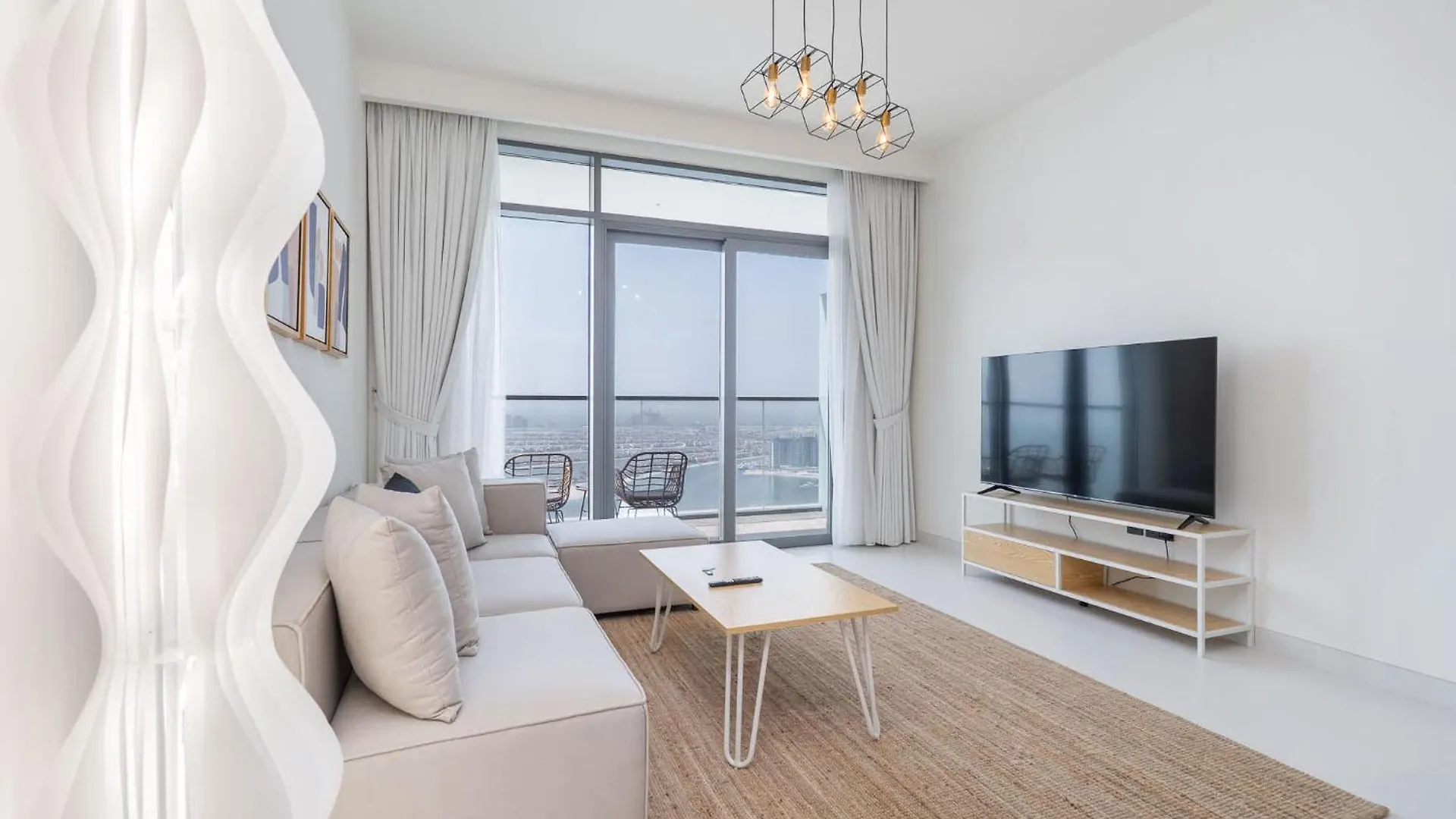 1 Bedroom In Marina Vista With Gorgeous Palm Views Dubai